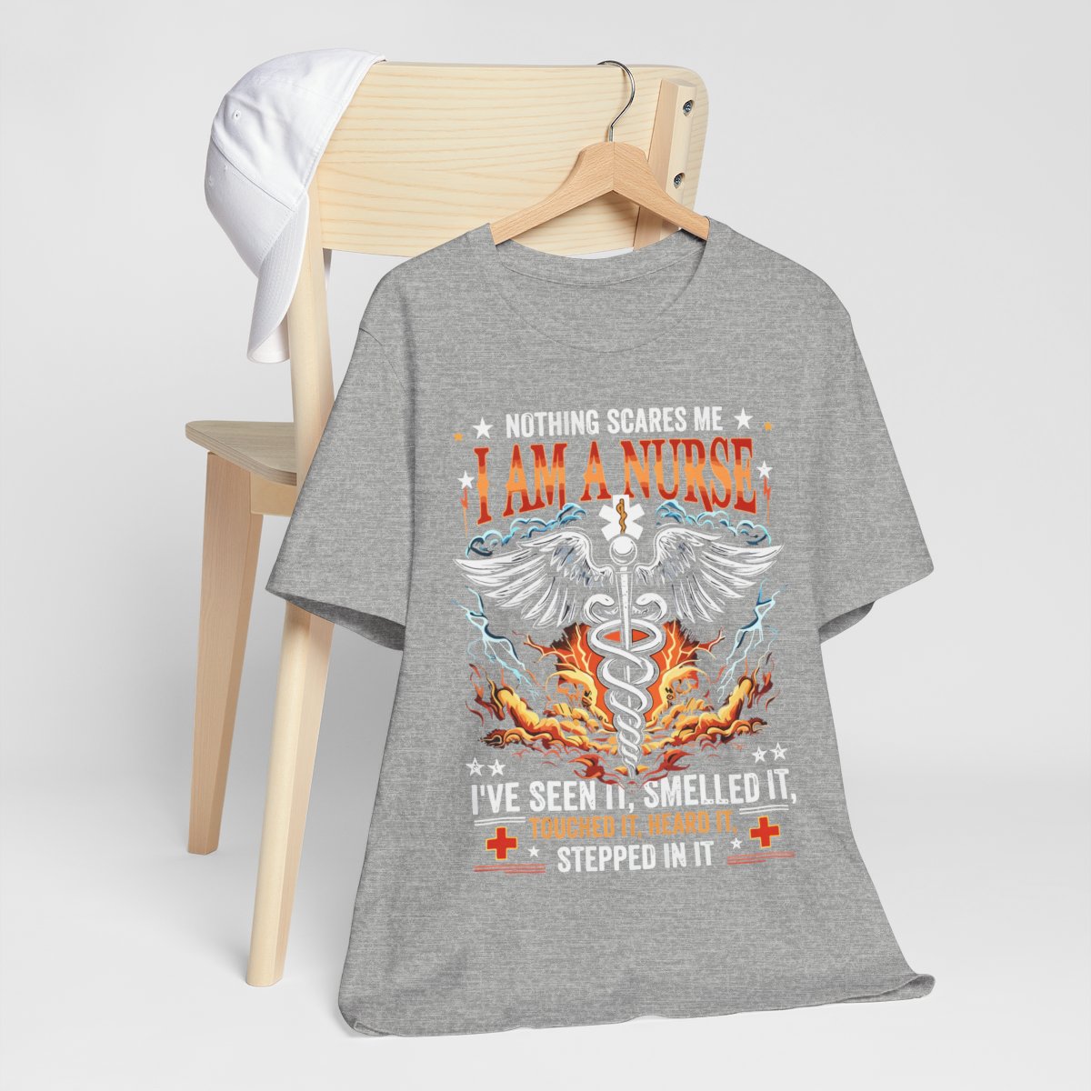 Nothing Scares me i'm a Nurse T-shirt