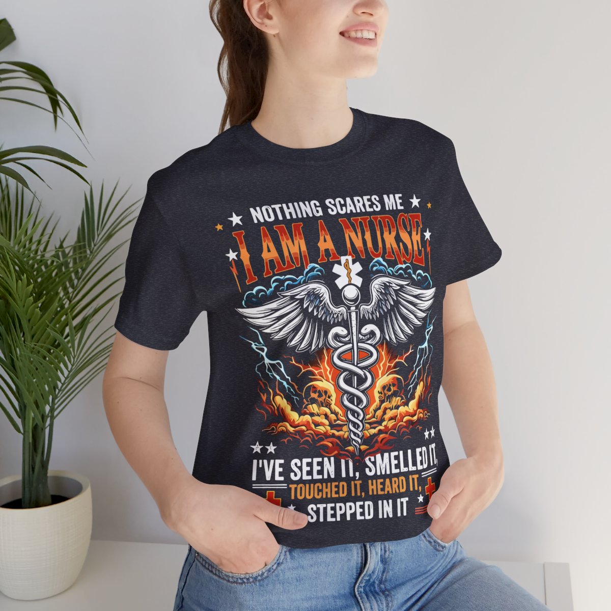 Nothing Scares me i'm a Nurse T-shirt