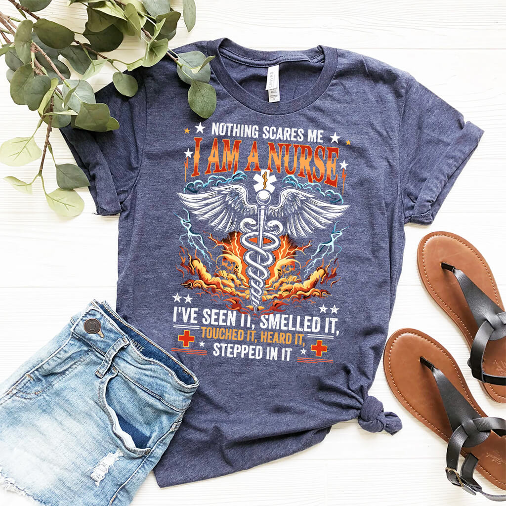 Nothing Scares me i'm a Nurse T-shirt