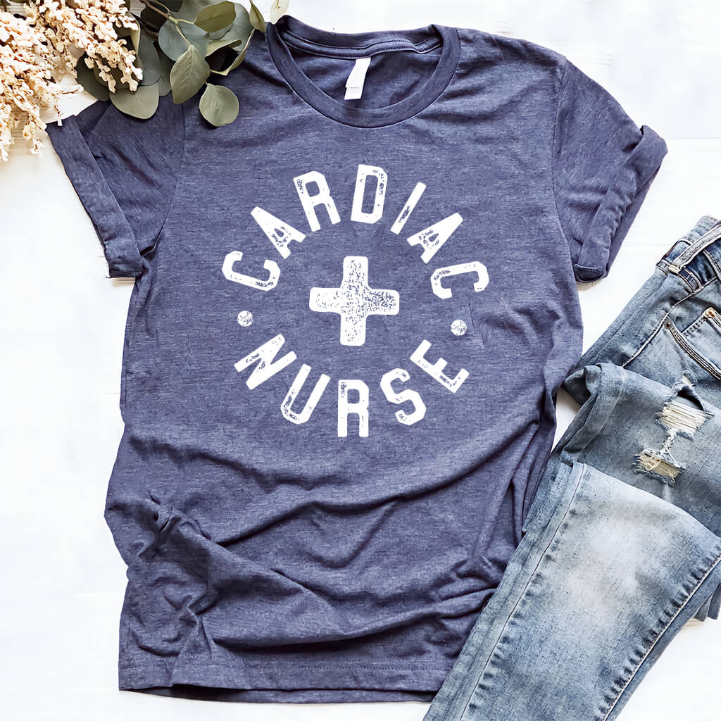 Cardiac Nurse T-shirt - Retro Design Crewneck Tee